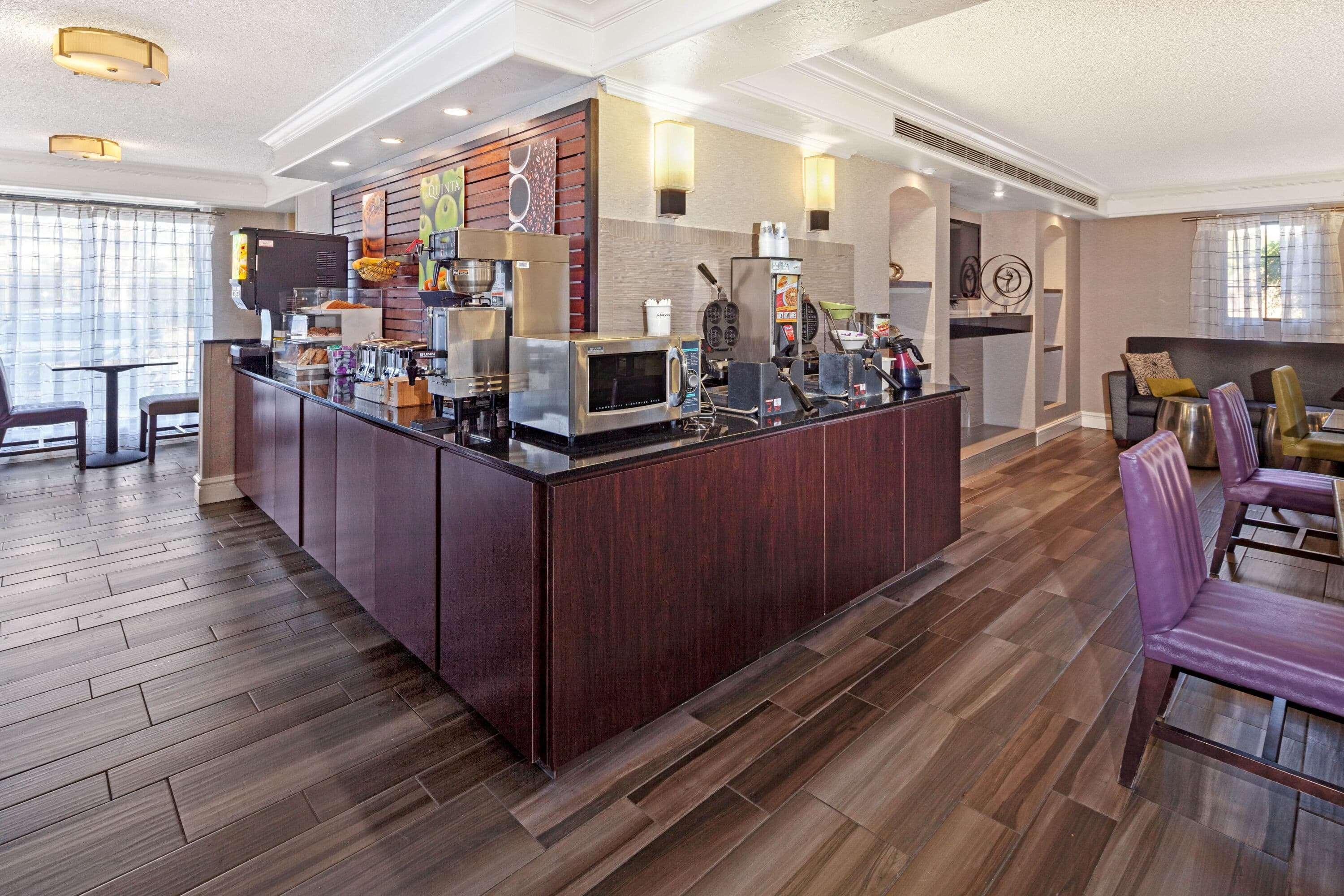 La Quinta Inn By Wyndham Ventura Esterno foto