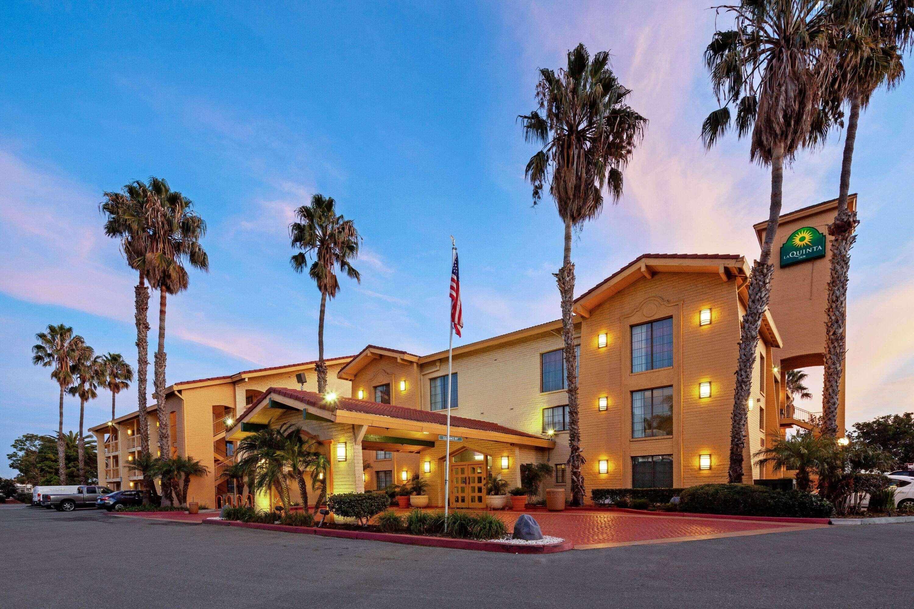 La Quinta Inn By Wyndham Ventura Esterno foto